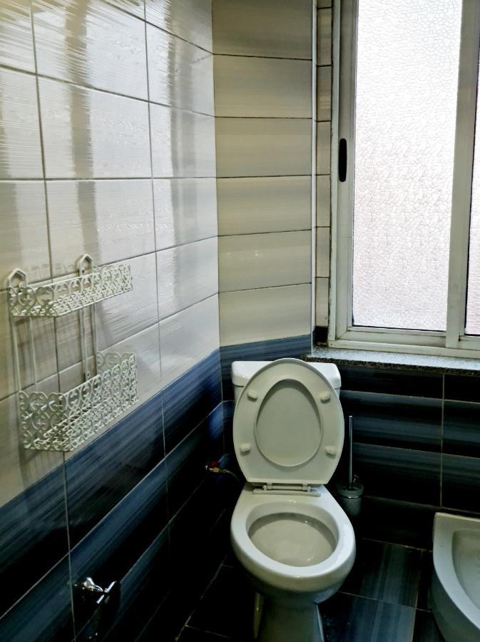 2V1 - 21 Dhjetori Am Apartment Tiranë Ngoại thất bức ảnh